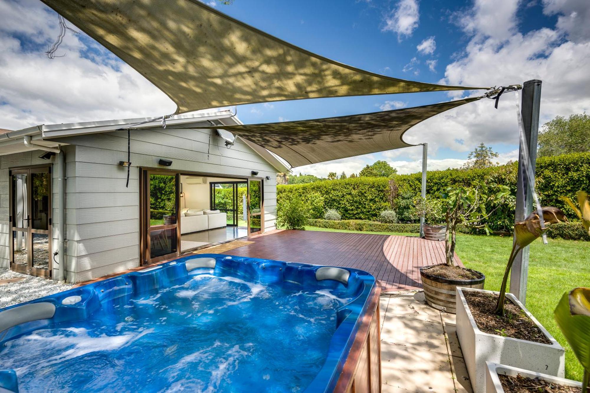 Sunny Oasis - Havelock North Retreat Villa Dış mekan fotoğraf